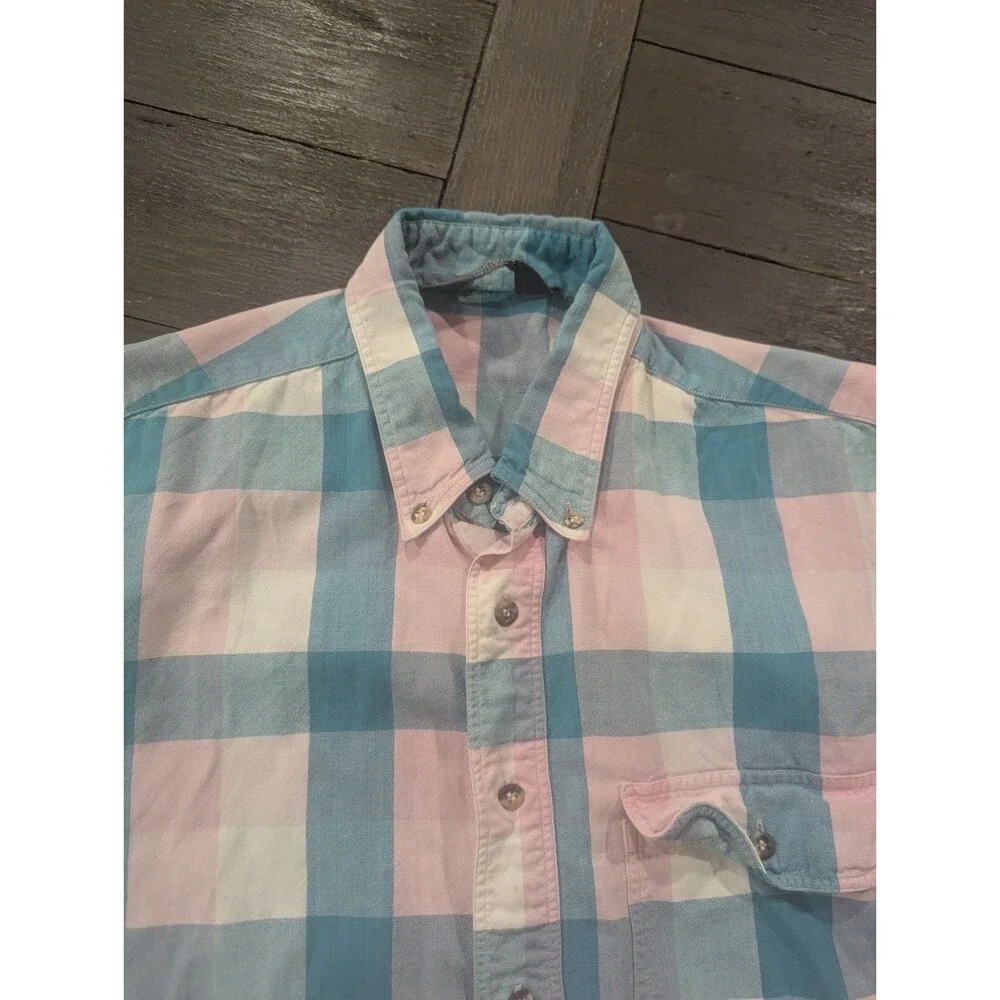 Woolrich size tag